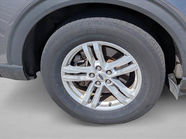 Certified 2021 Ford Explorer XLT w/ Equipment Group 202A AWD/4WD image 9