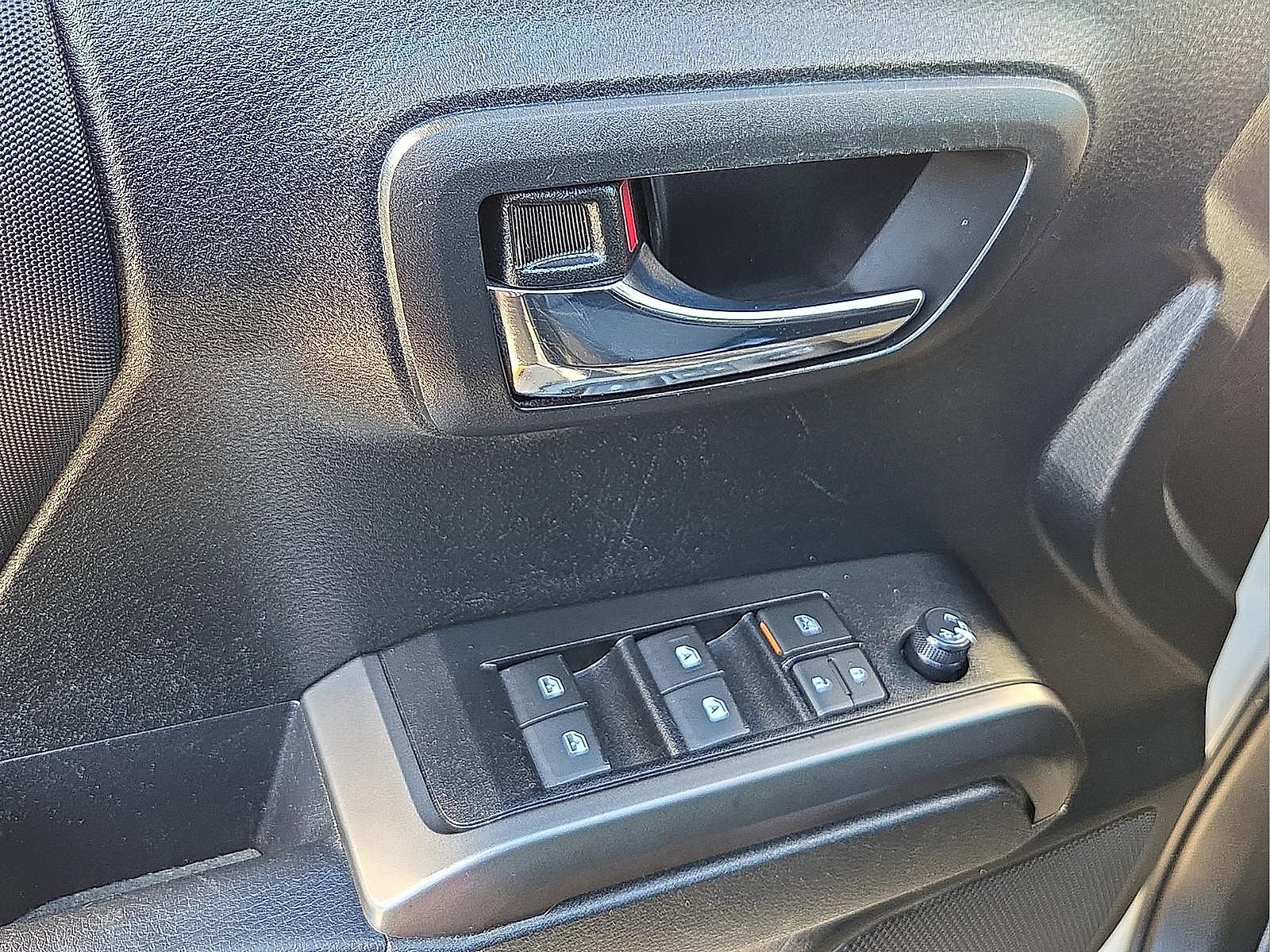 Used 2023 Toyota Tacoma TRD Off-Road w/ Technology Package AWD/4WD image 13