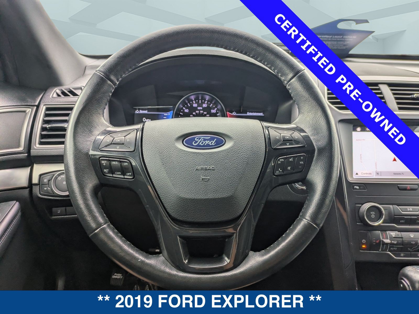 Certified 2019 Ford Explorer XLT w/ Equipment Group 202A FWD image 29