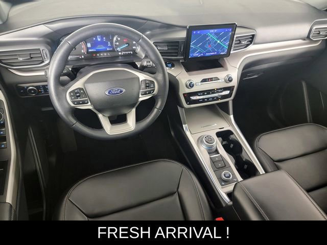 Certified 2023 Ford Explorer XLT w/ Equipment Group 202A AWD/4WD image 32