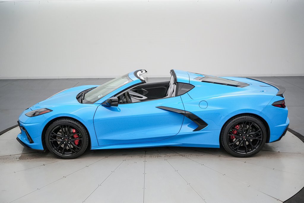 Used 2023 Chevrolet Corvette Stingray Premium Cpe w/ Z51 Performance Package image 7