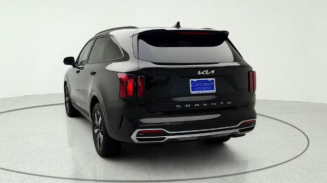 Used 2022 Kia Sorento S FWD image 6