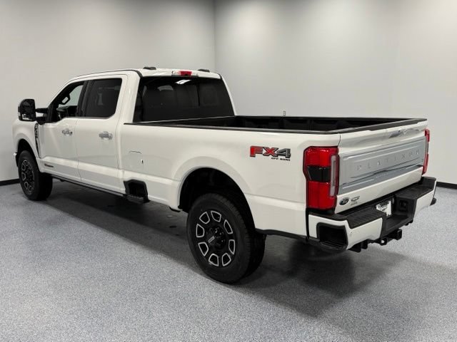 Certified 2024 Ford F350 Platinum w/ FX4 Off-Road Package AWD/4WD image 9