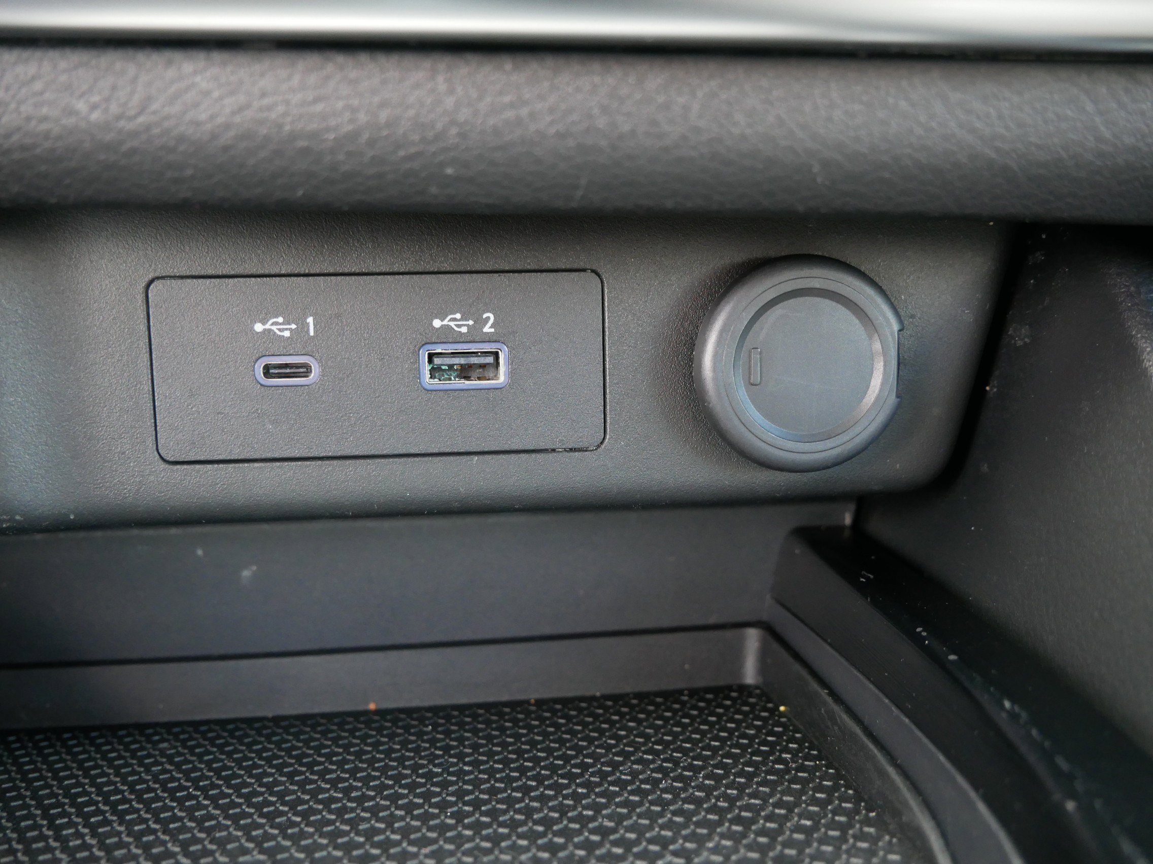 Used 2023 Nissan Rogue SV AWD/4WD image 31