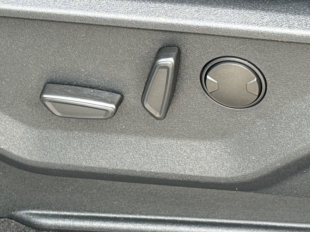 Certified 2023 Ford F150 XLT w/ Equipment Group 302A High image 27