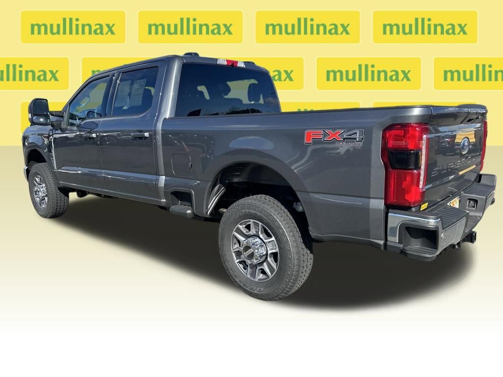 Certified 2026 Ford F350 Lariat w/ FX4 Off-Road Package image 11