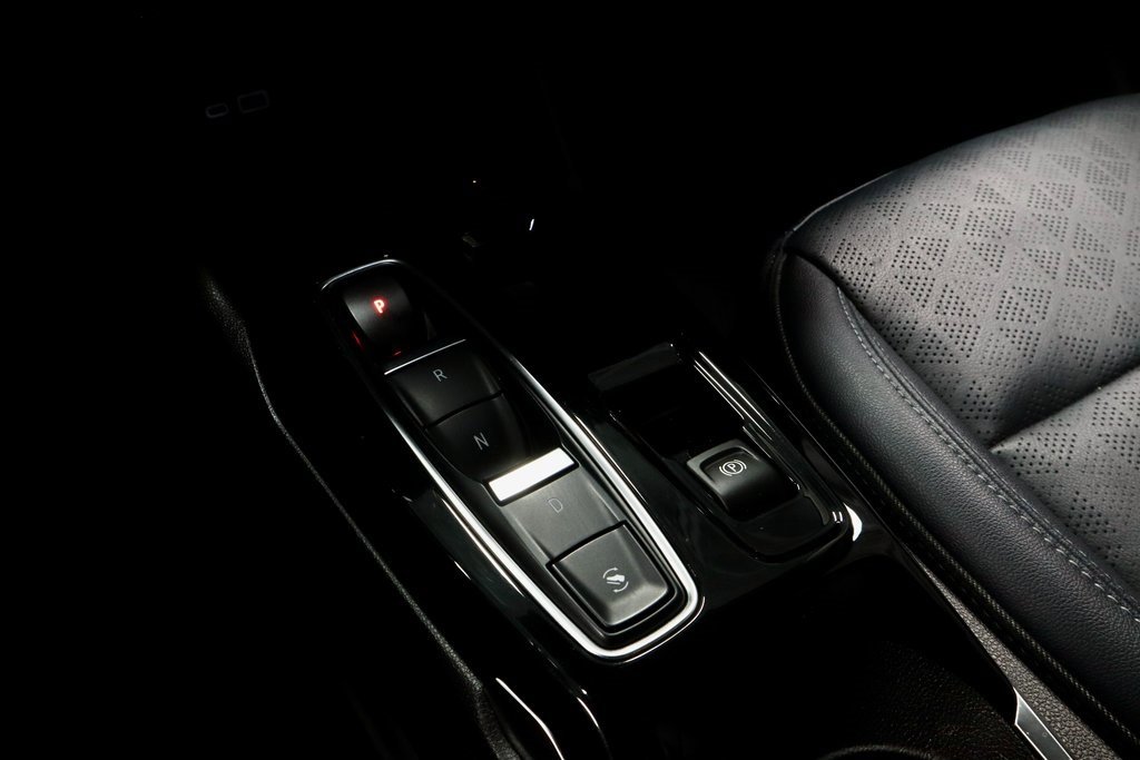 Used 2022 Chevrolet Bolt EUV Premier image 30