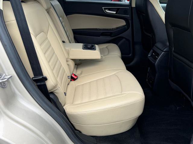 Certified 2018 Ford Edge SEL w/ Equipment Group 201A FWD image 35