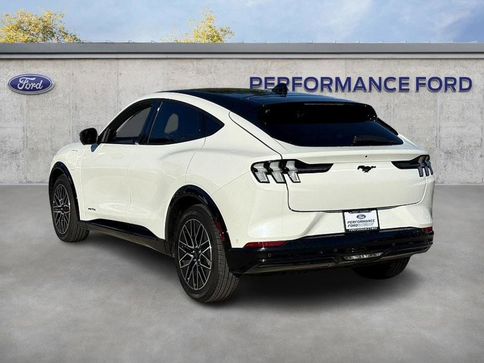 Certified 2024 Ford Mustang Mach-E Premium image 4