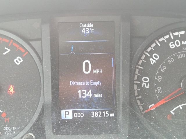 Used 2022 Toyota Tacoma SR image 36