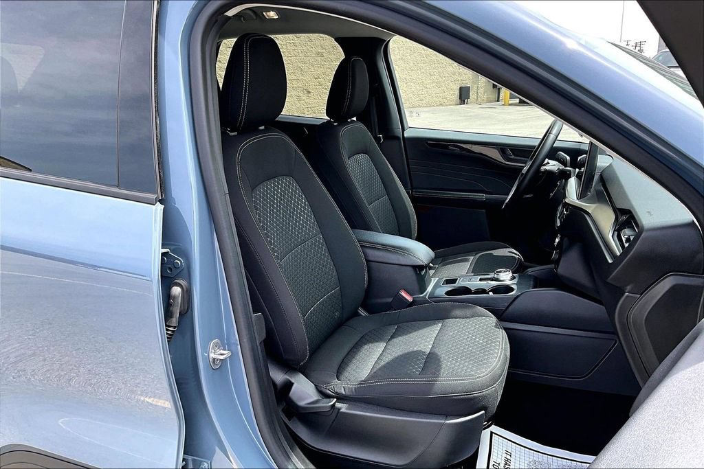 Certified 2023 Ford Escape Active w/ Tech Pack #1 AWD/4WD image 7