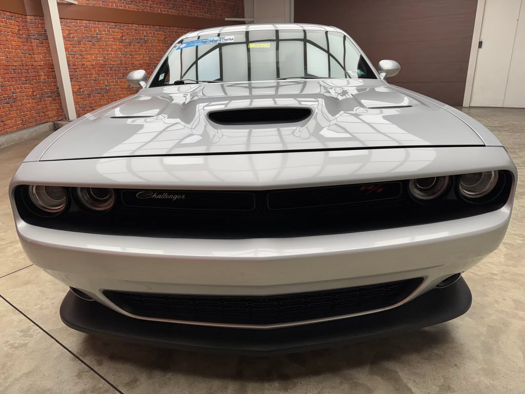 Used 2021 Dodge Challenger R/T Scat Pack RWD image 9