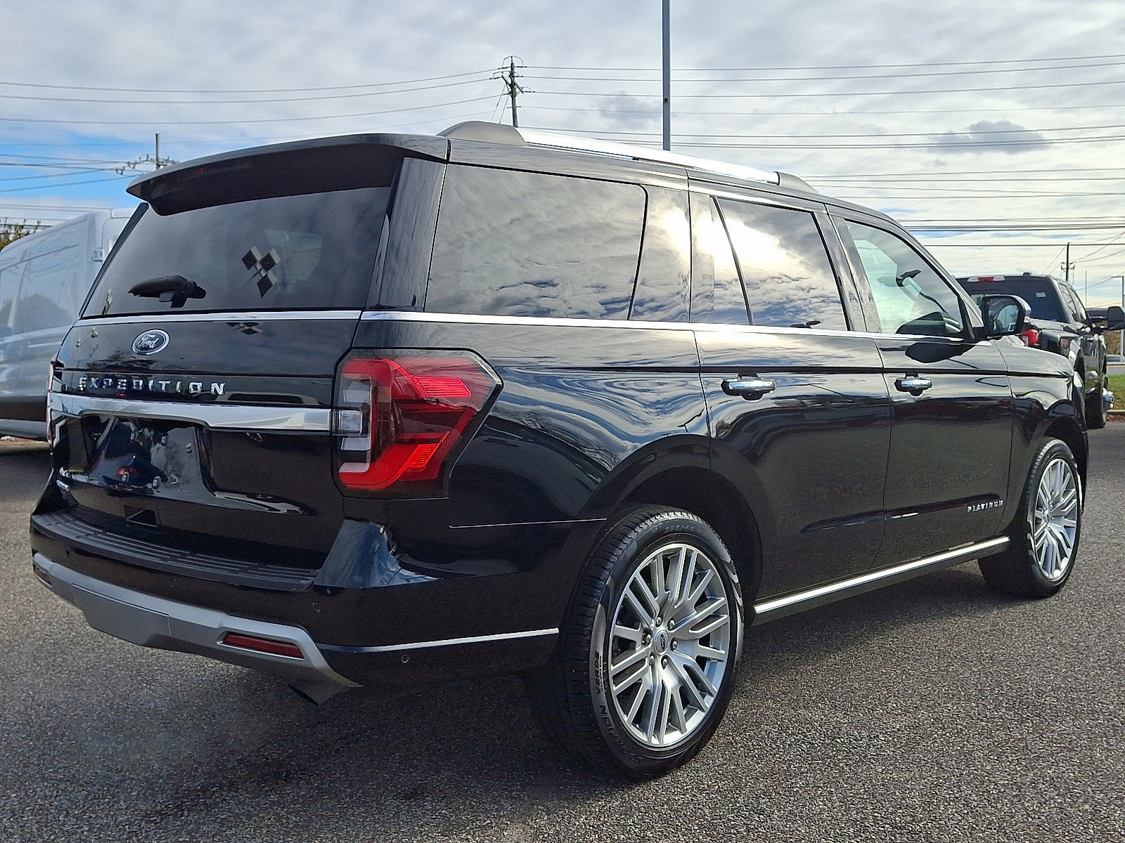 Certified 2024 Ford Expedition Platinum image 7