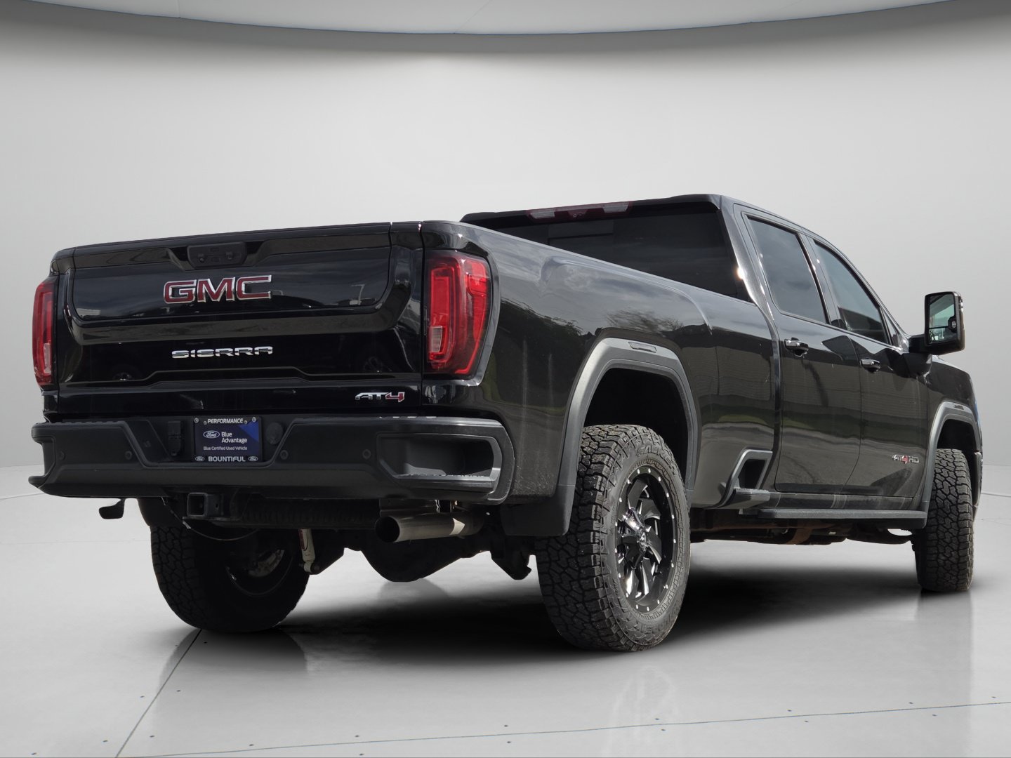 Used 2022 GMC Sierra 2500 AT4 w/ AT4 Premium Plus Package AWD/4WD image 30
