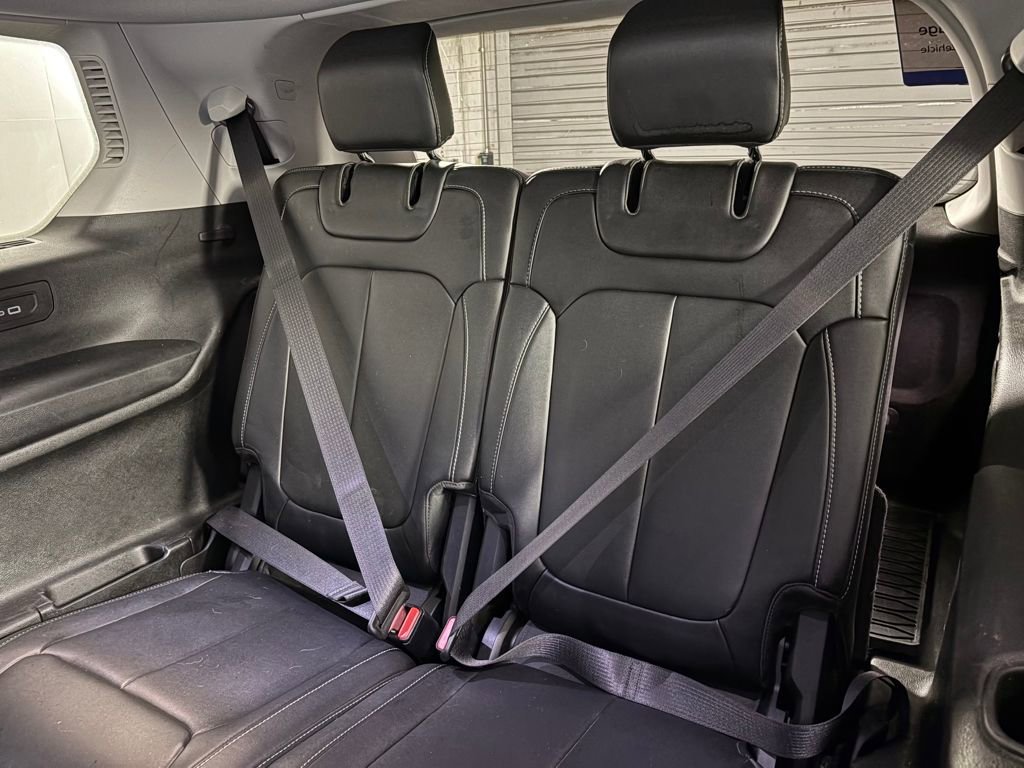 Used 2022 Jeep Grand Cherokee L Limited image 32