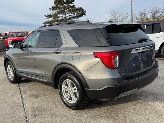Certified 2023 Ford Explorer XLT w/ Equipment Group 202A image 3