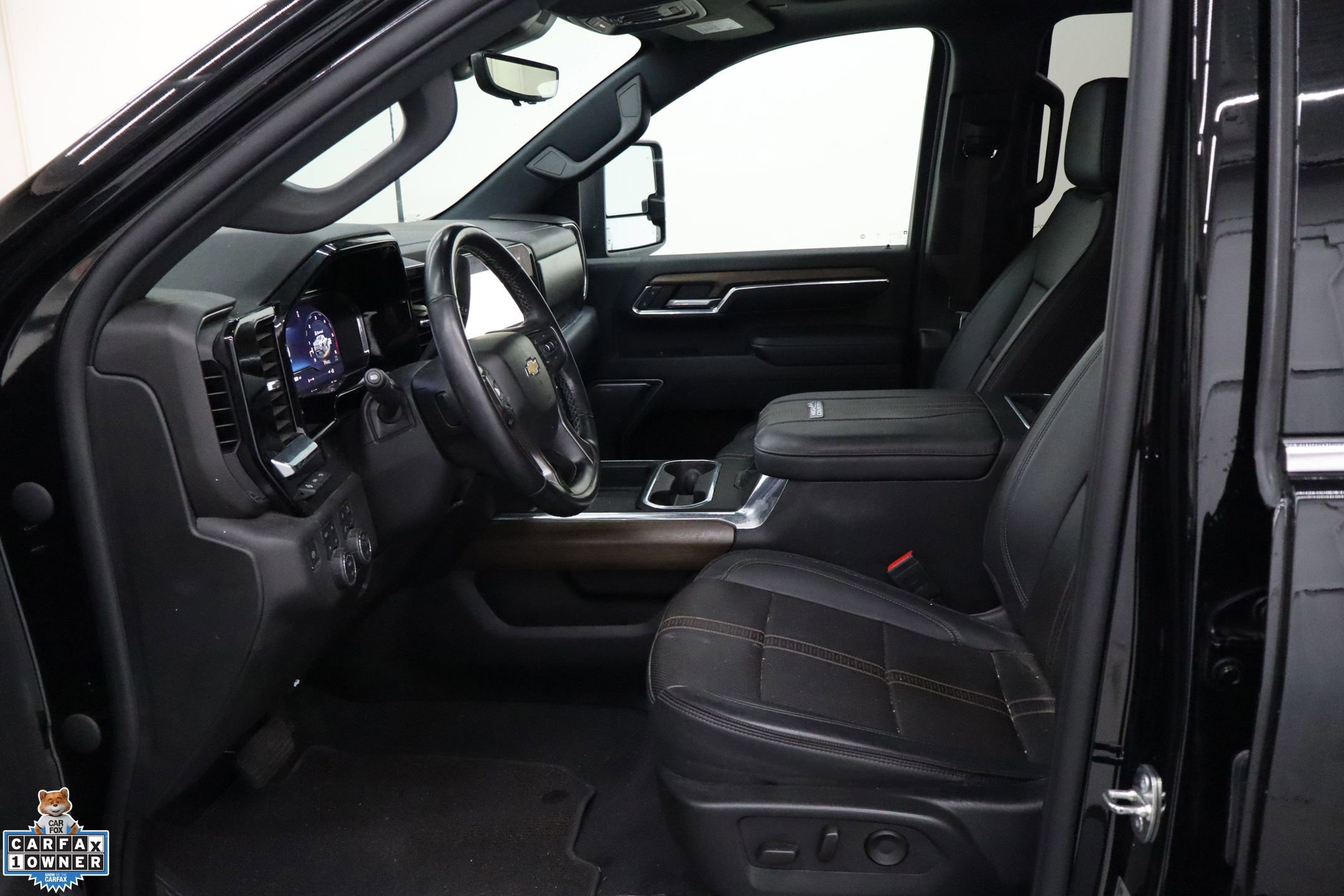 Used 2024 Chevrolet Silverado 2500 High Country w/ High Country Premium Package image 30