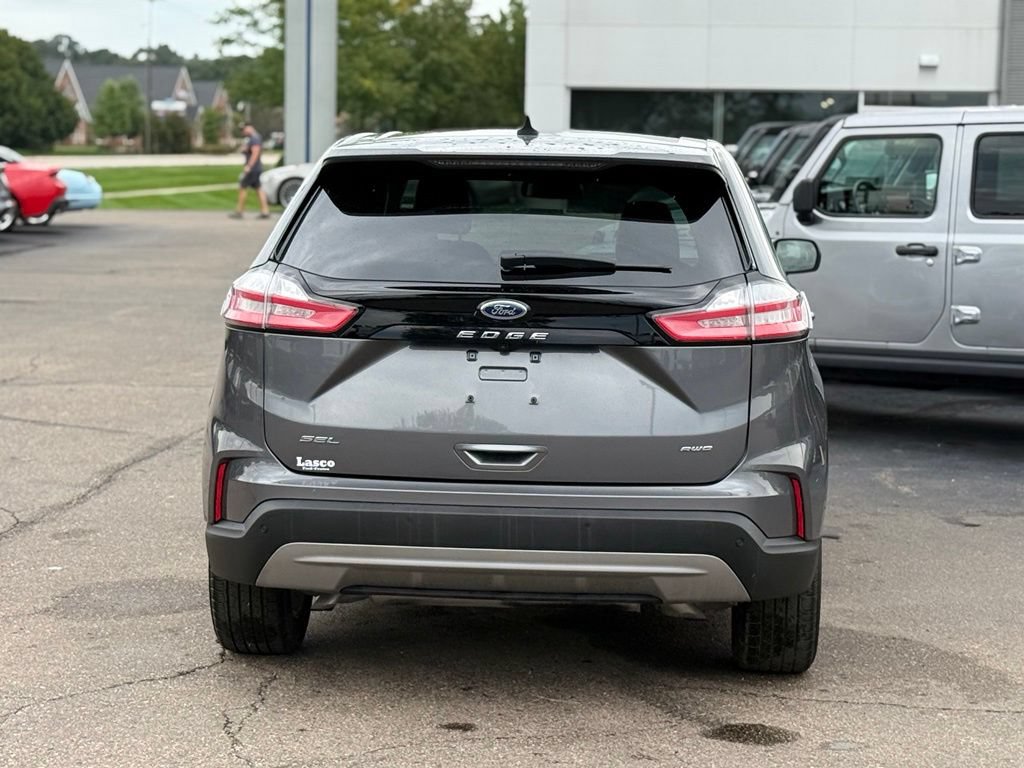 Certified 2024 Ford Edge SEL w/ Convenience Package AWD/4WD image 32