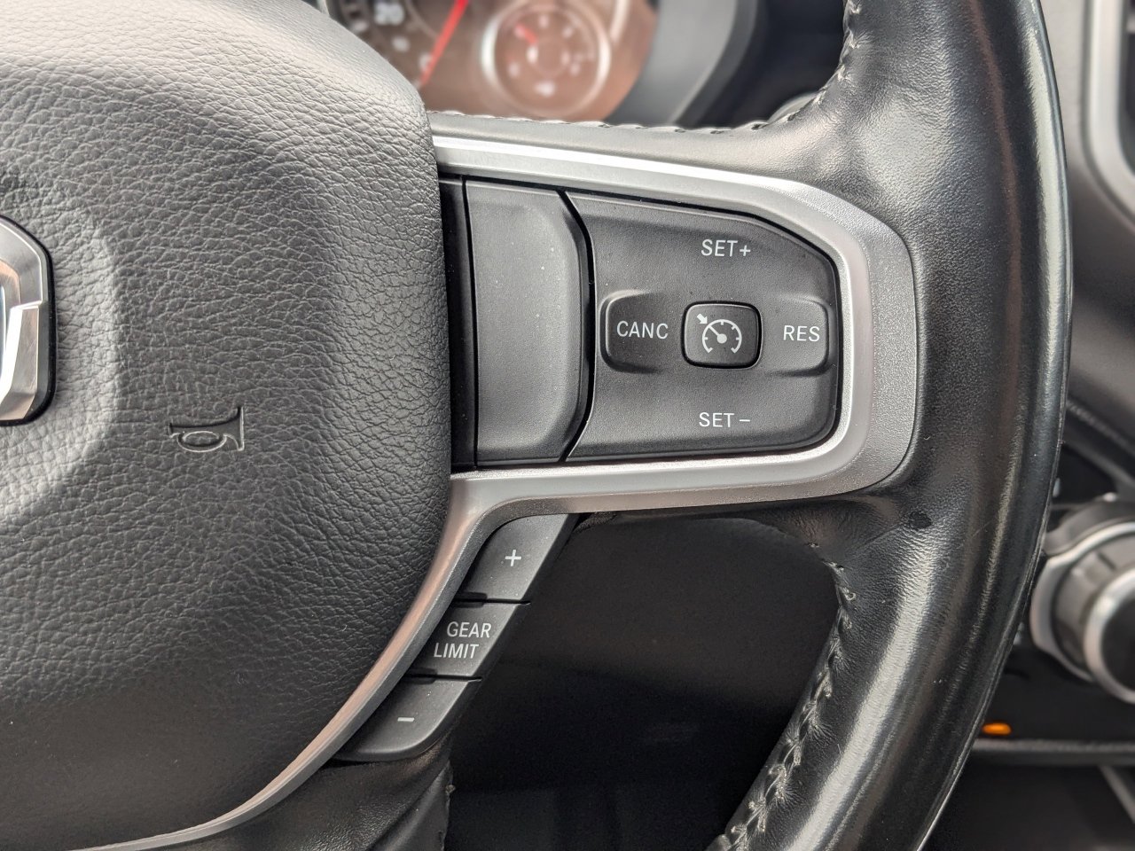 Used 2022 RAM 1500 Big Horn w/ Night Edition AWD/4WD image 25