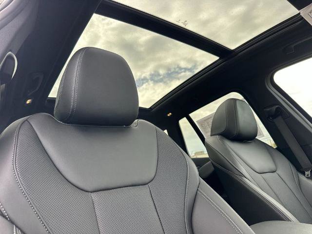 Used 2024 BMW X3 xDrive30i w/ Premium Package AWD/4WD image 16