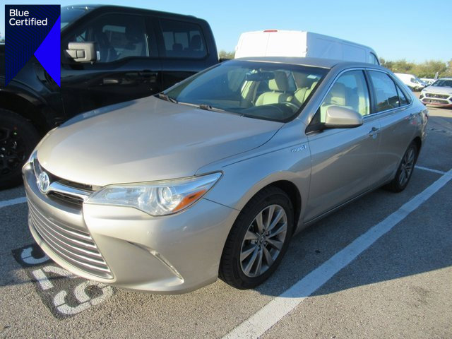 Used 2017 Toyota Camry SE