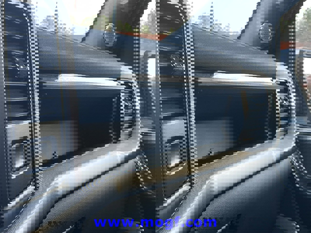 Certified 2023 Ford F150 Platinum w/ Equipment Group 701A High image 19