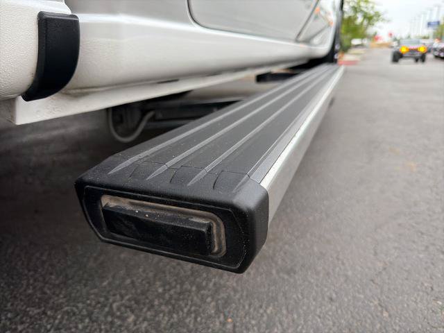 Used 2023 GMC Sierra 1500 Denali Ultimate AWD/4WD image 8