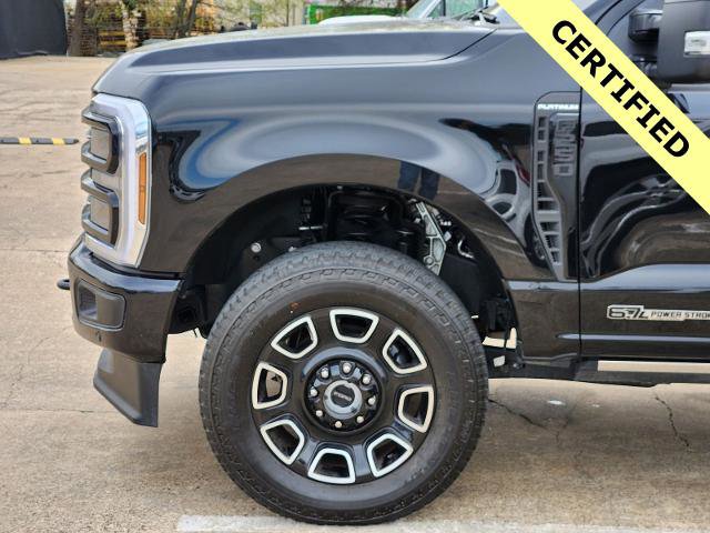 Certified 2025 Ford F250 Platinum w/ FX4 Off-Road Package AWD/4WD image 8