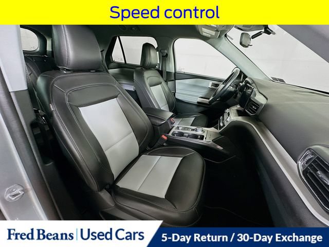 Certified 2023 Ford Explorer XLT w/ Equipment Group 202A AWD/4WD image 34