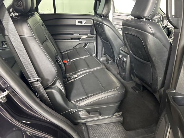 Certified 2020 Ford Explorer XLT w/ Equipment Group 202A AWD/4WD image 22