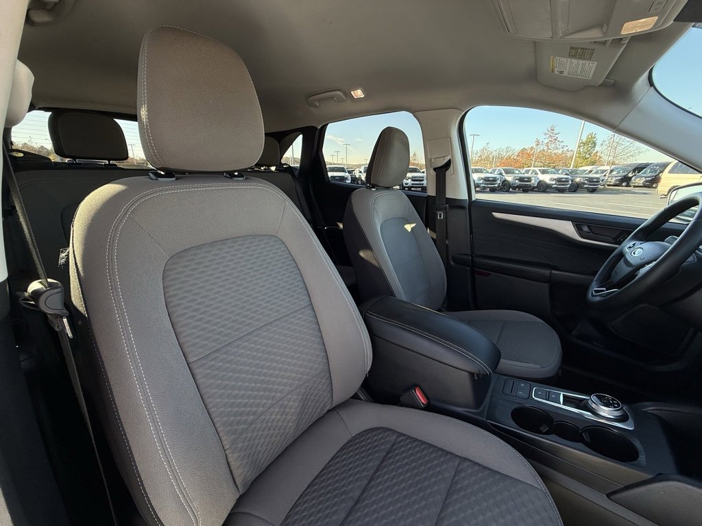 Certified 2022 Ford Escape SE w/ Convenience Package image 30