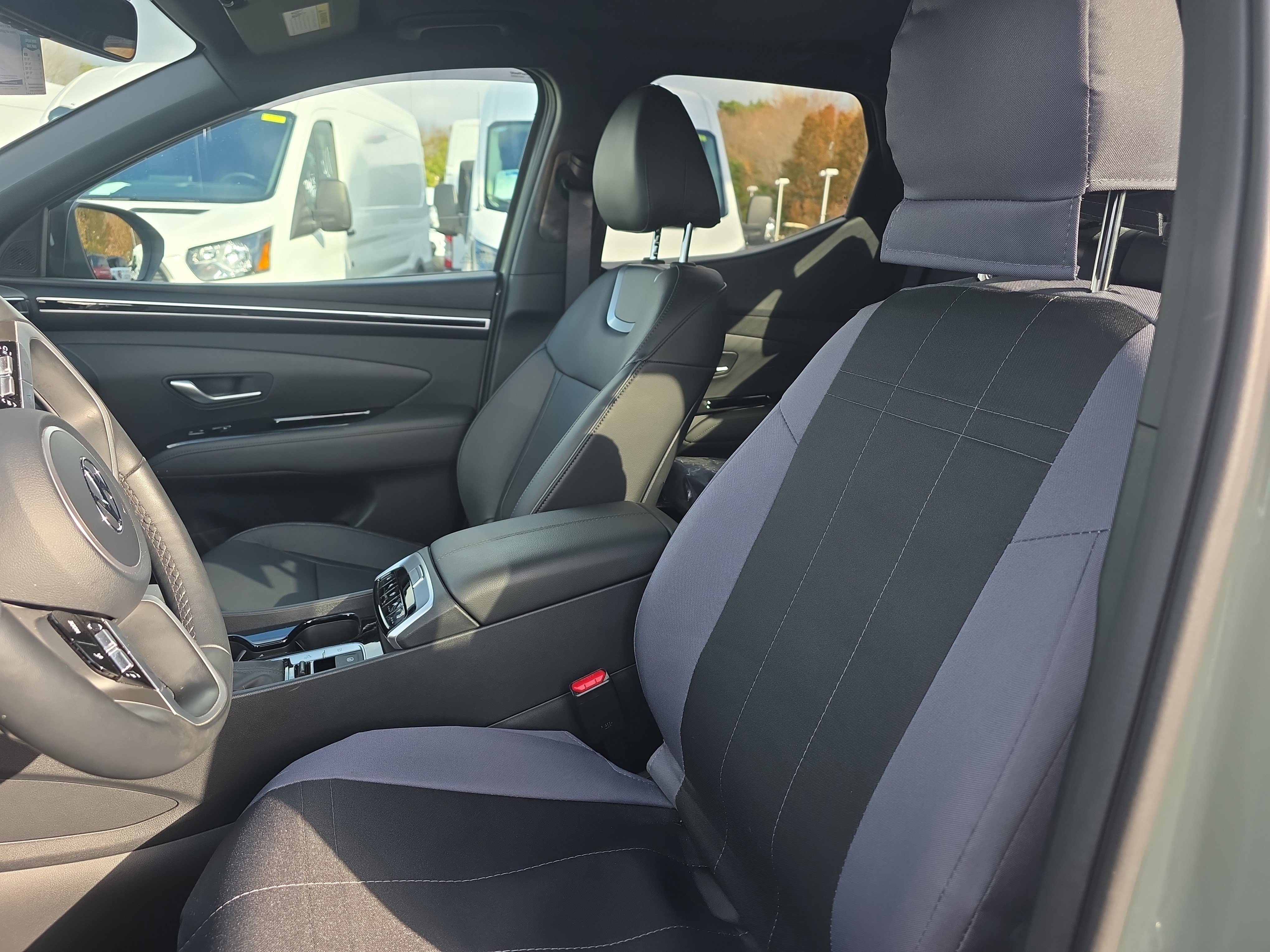 Used 2024 Hyundai Santa Cruz Limited image 25