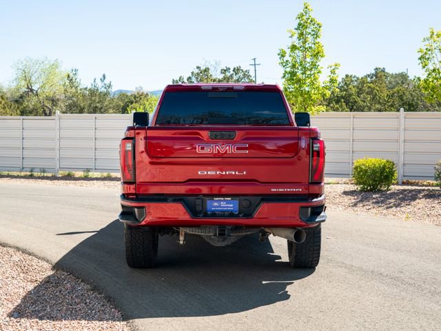 Used 2024 GMC Sierra 2500 Denali w/ Technology Package AWD/4WD image 5