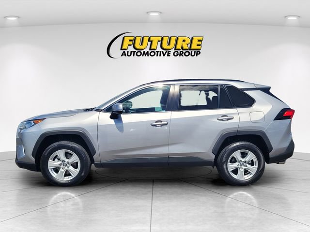 Used 2019 Toyota RAV4 XLE AWD/4WD image 6