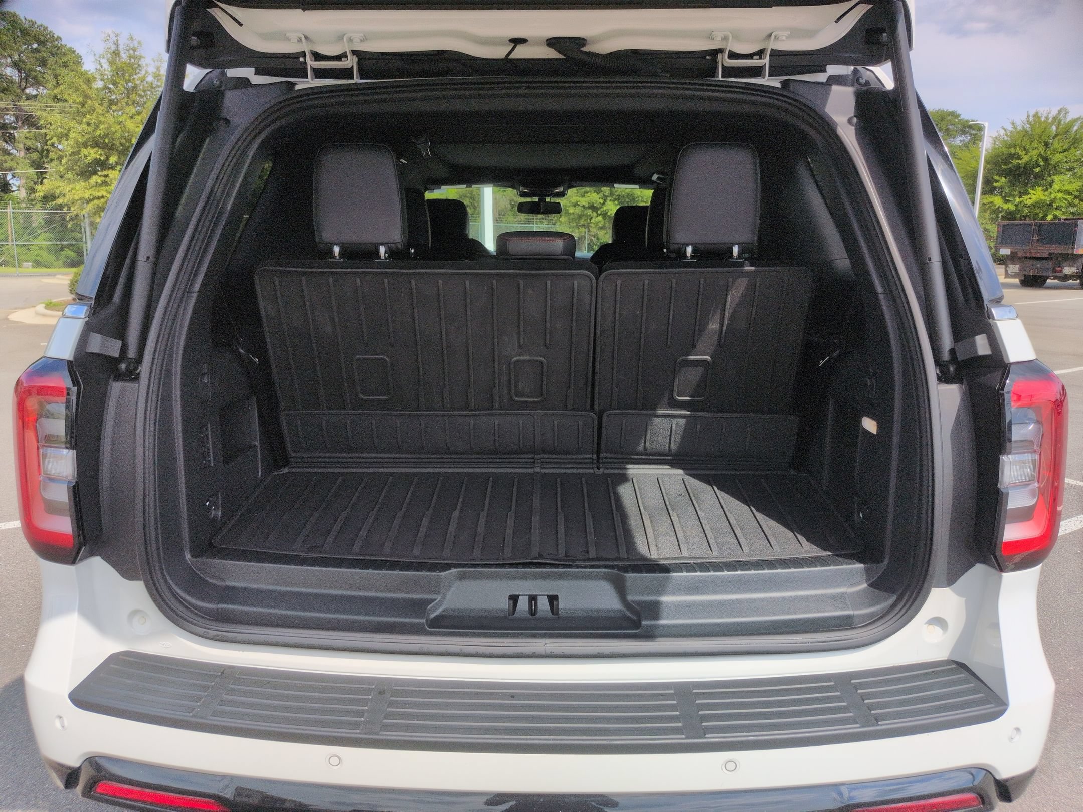 Certified 2024 Ford Expedition Limited AWD/4WD image 34