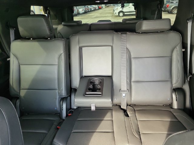 Used 2023 Chevrolet Tahoe LT w/ LT Signature Plus Package RWD image 18