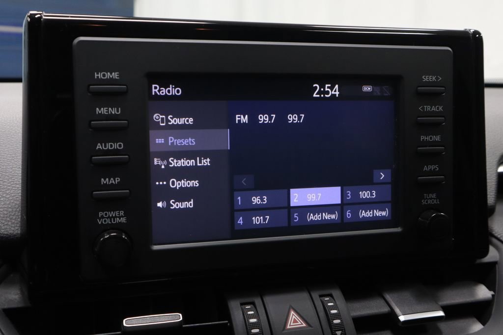 Used 2019 Toyota RAV4 XLE Premium w/ Cold Weather Package AWD/4WD image 9