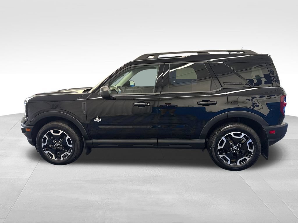 Certified 2024 Ford Bronco Sport Outer Banks w/ Tech Package AWD/4WD image 2