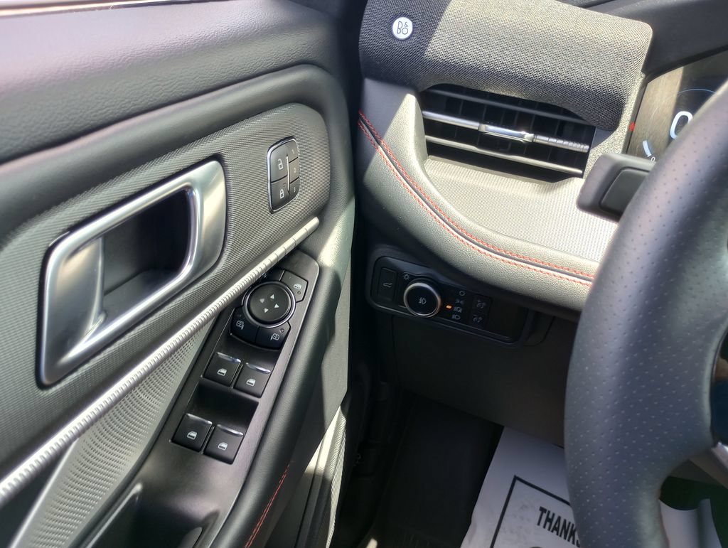 Certified 2025 Ford Explorer ST RWD image 24