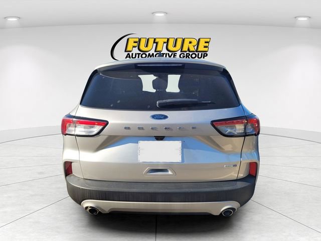 Certified 2020 Ford Escape SE image 3