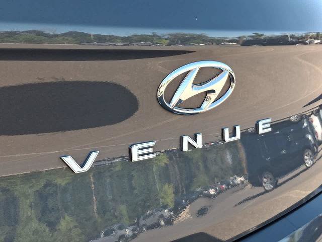 Used 2024 Hyundai Venue SEL FWD image 29