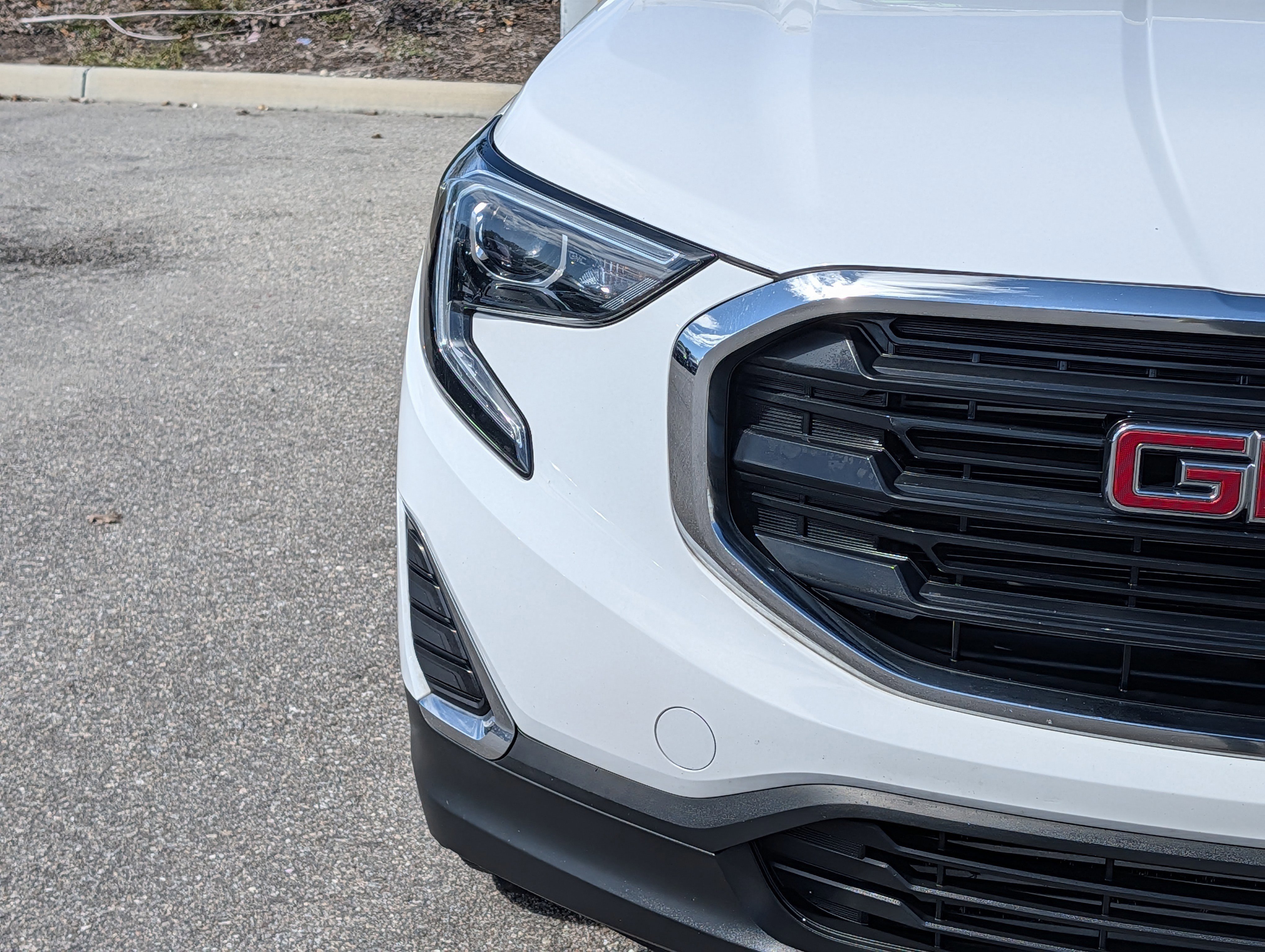 Used 2019 GMC Terrain SLE w/ Driver Convenience Package image 10