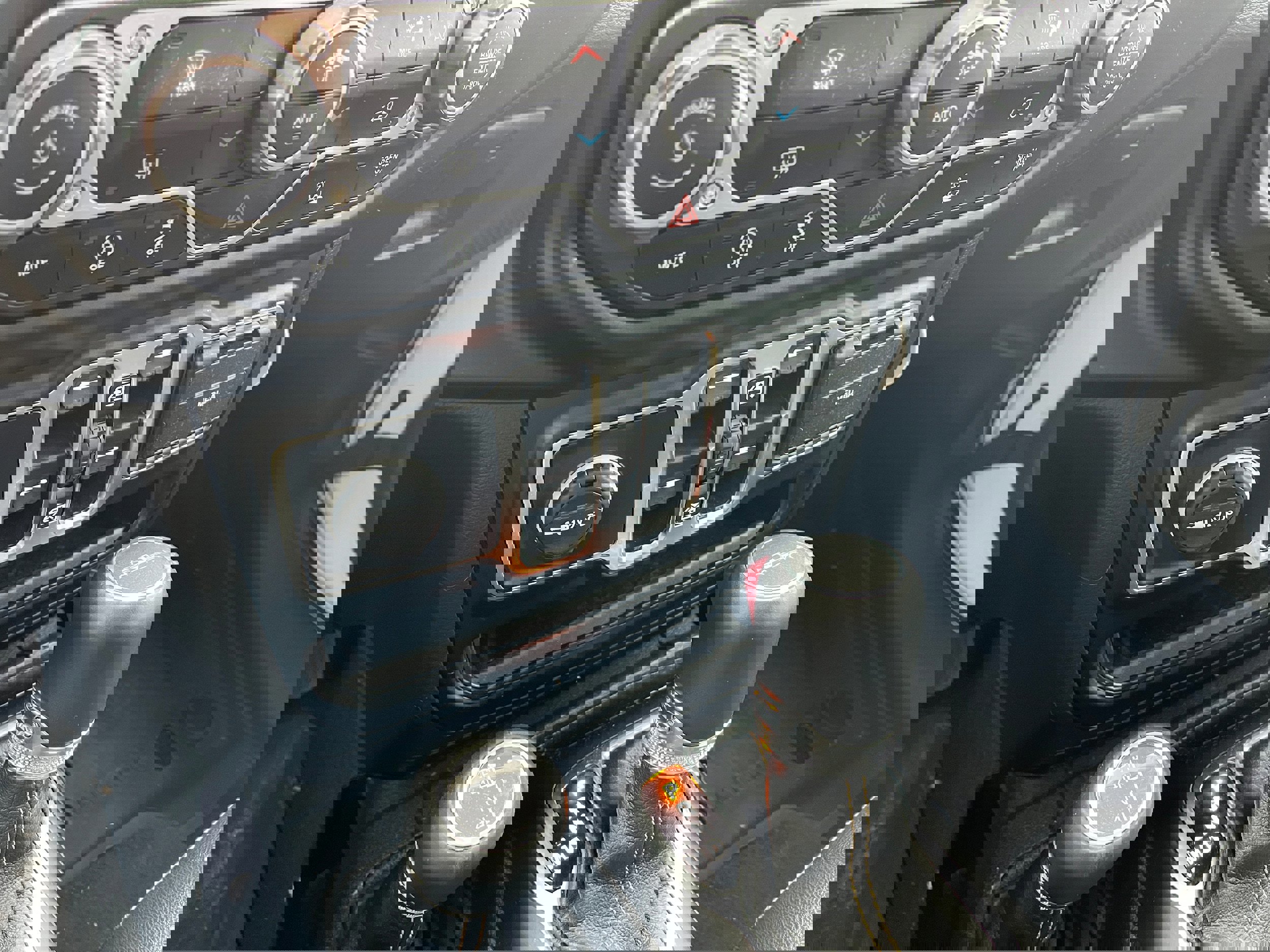 Used 2023 Jeep Gladiator Overland image 21