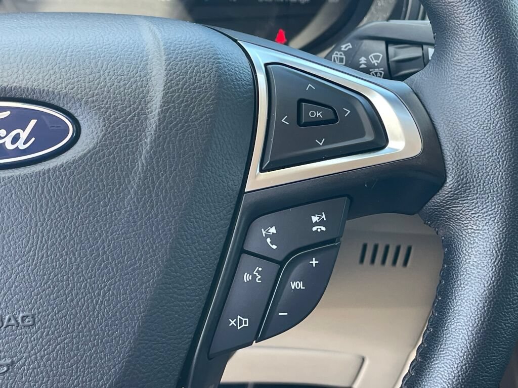 Certified 2024 Ford Edge Titanium AWD/4WD image 19