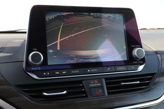 Used 2025 Nissan Altima 2.5 SV FWD image 29