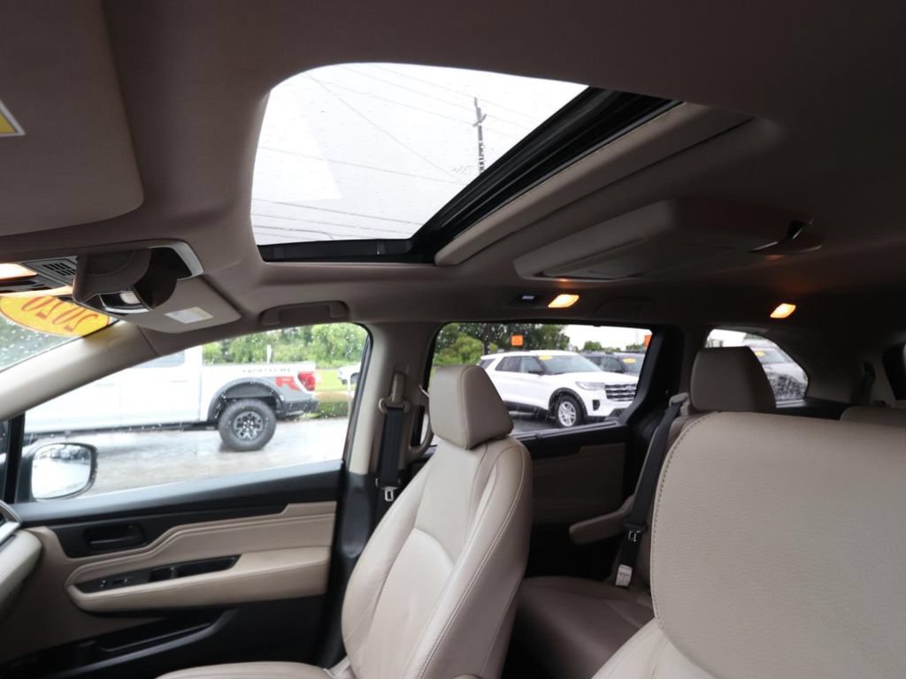 Used 2020 Honda Odyssey Touring image 4