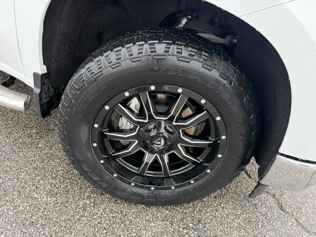 Used 2025 Chevrolet Silverado 1500 LTZ w/ LTZ Premium Package AWD/4WD image 47
