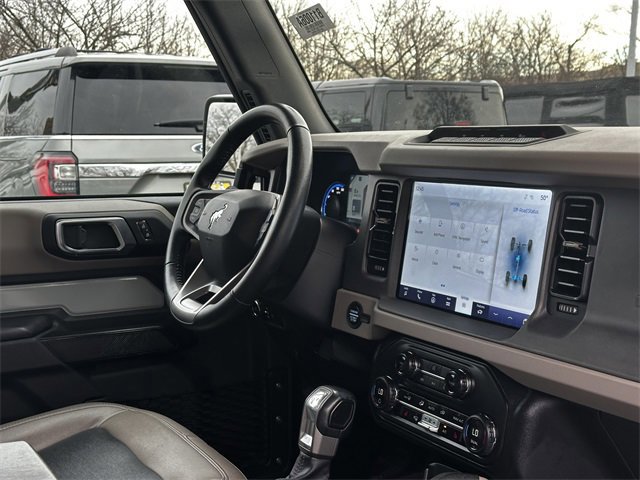 Certified 2024 Ford Bronco Big Bend w/ Sasquatch Package image 32