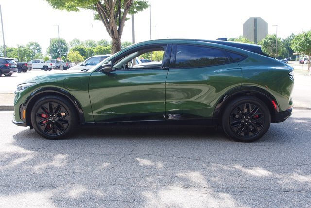 Certified 2025 Ford Mustang Mach-E Premium w/ Sport Appearance Package AWD/4WD image 4