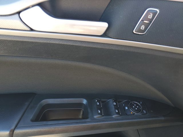 Certified 2019 Ford Fusion SE image 24